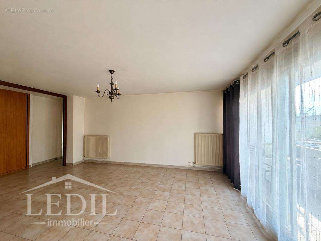 Grand T3 lumineux dans un secteur recherché - photo 4