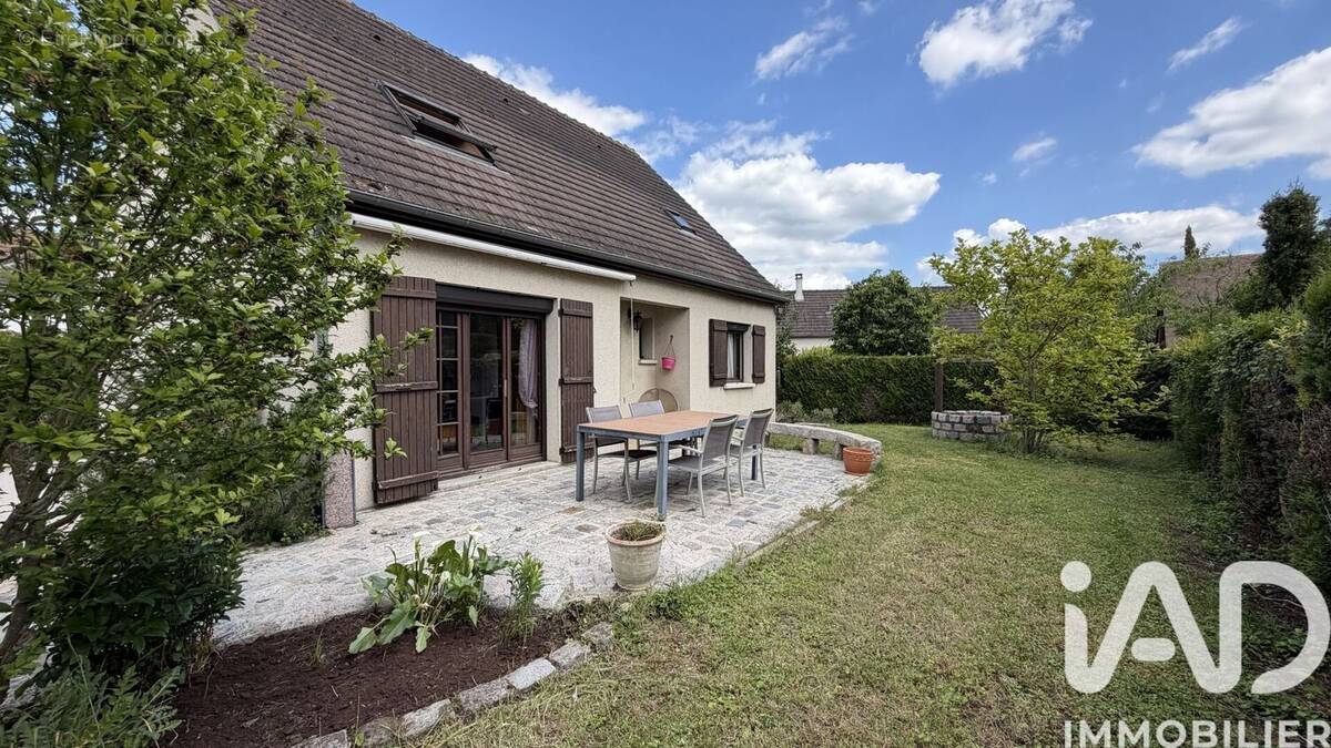 Photo 1 - Maison à RUBELLES