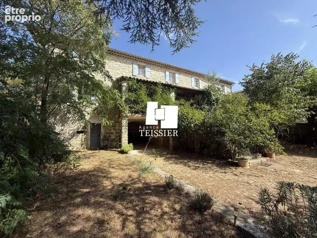 Maison à BERRIAS-ET-CASTELJAU