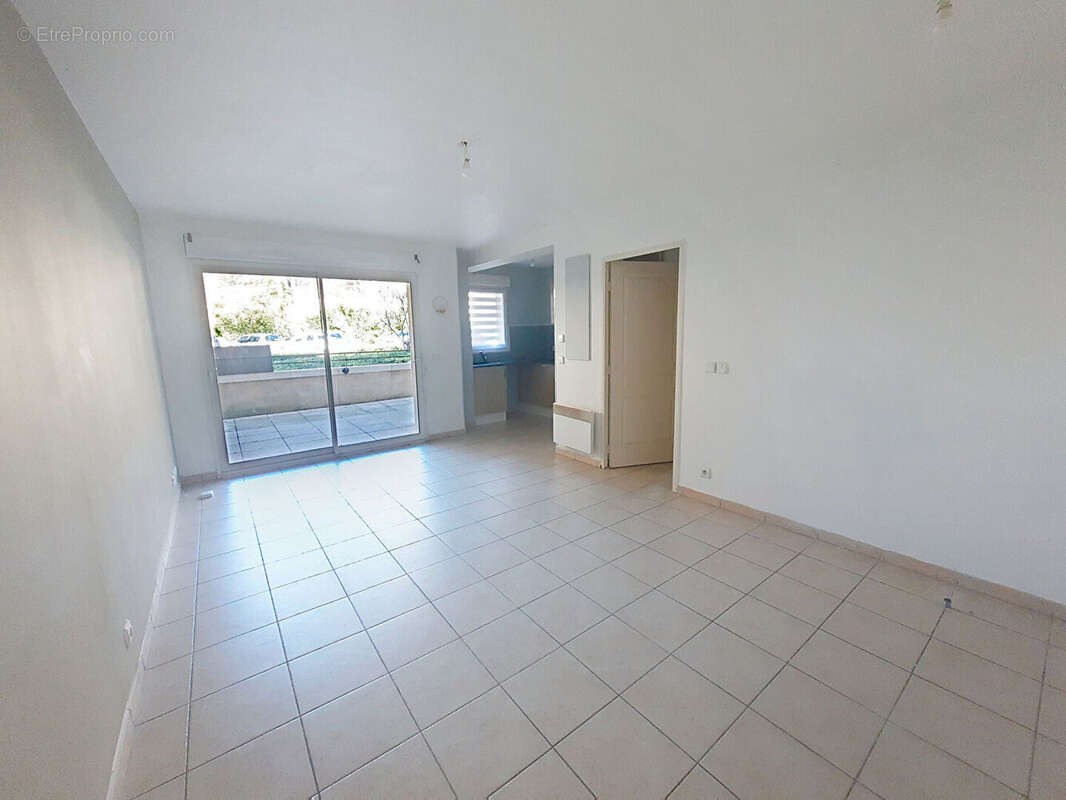 Appartement à MARSEILLE-13E