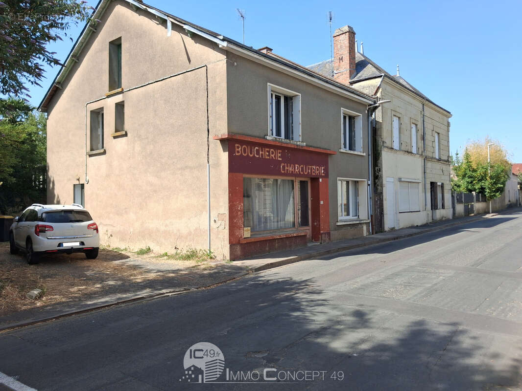 Maison à BOUILLE-LORETZ