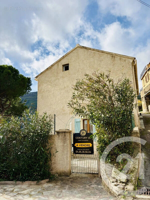 Maison à SANTO-PIETRO-DI-TENDA