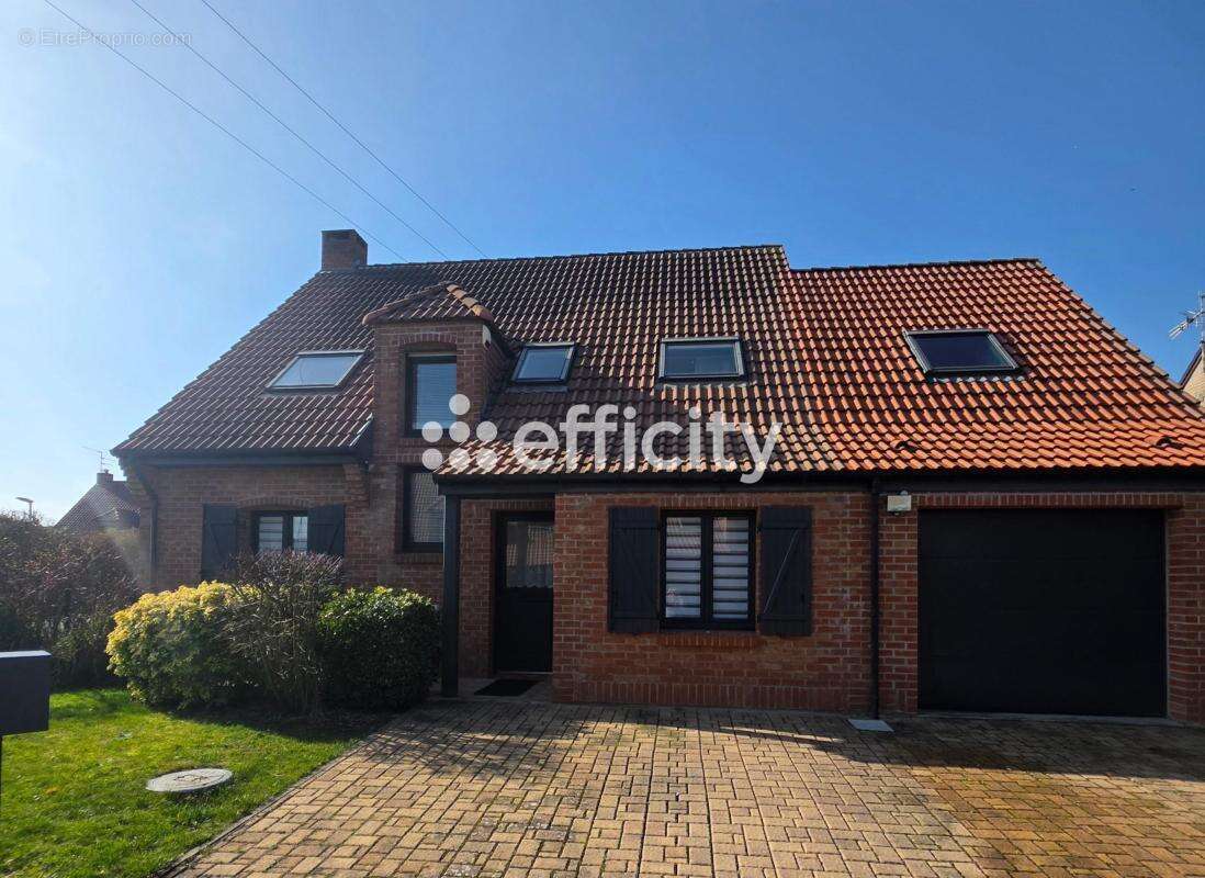 Maison à GONDECOURT