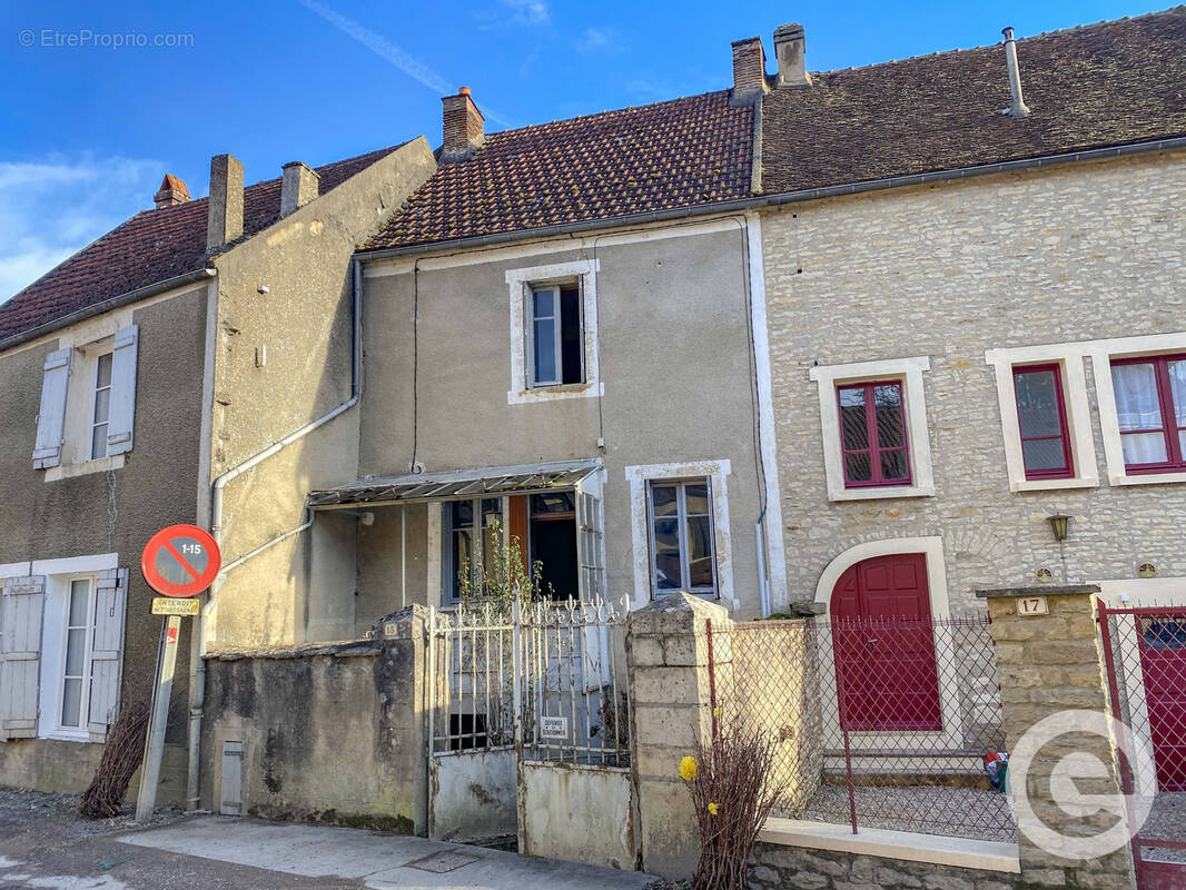 Maison à SAINT-PERE