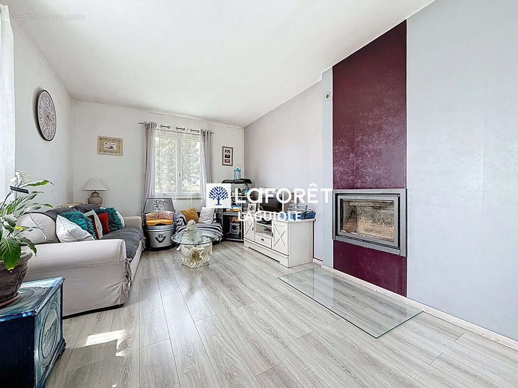 Maison à THERONDELS