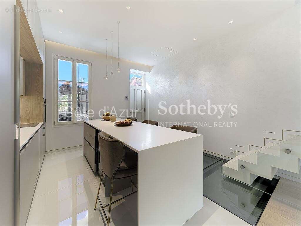 Maison à SAINT-JEAN-CAP-FERRAT