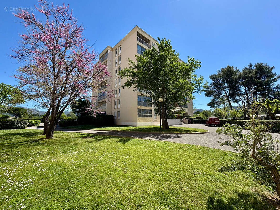 Appartement à AUBAGNE