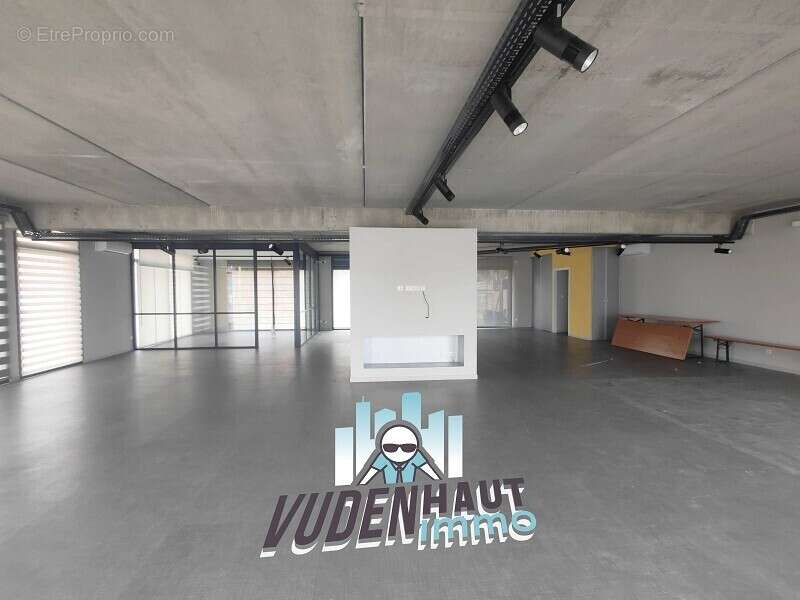 Commerce à CORNEBARRIEU