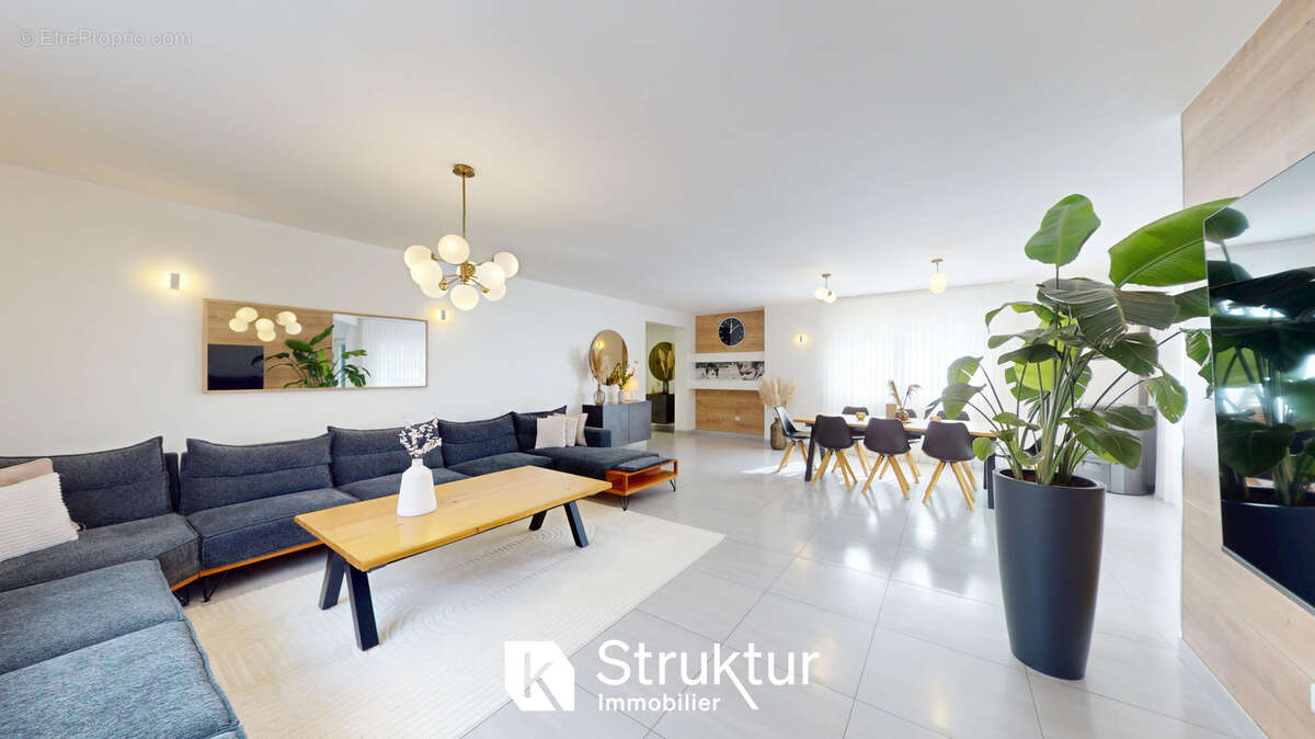 Appartement à SEREMANGE-ERZANGE