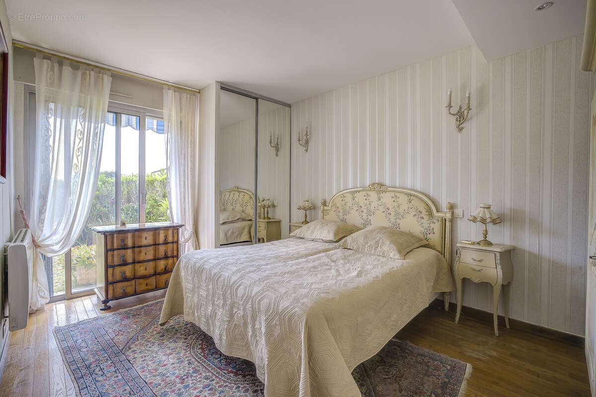 Maison à LA COLLE-SUR-LOUP