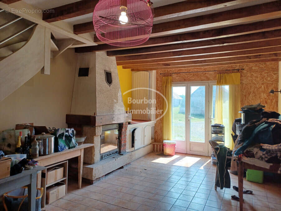 Maison 154 m² à Gilly-Sur-Loire  - photo 4