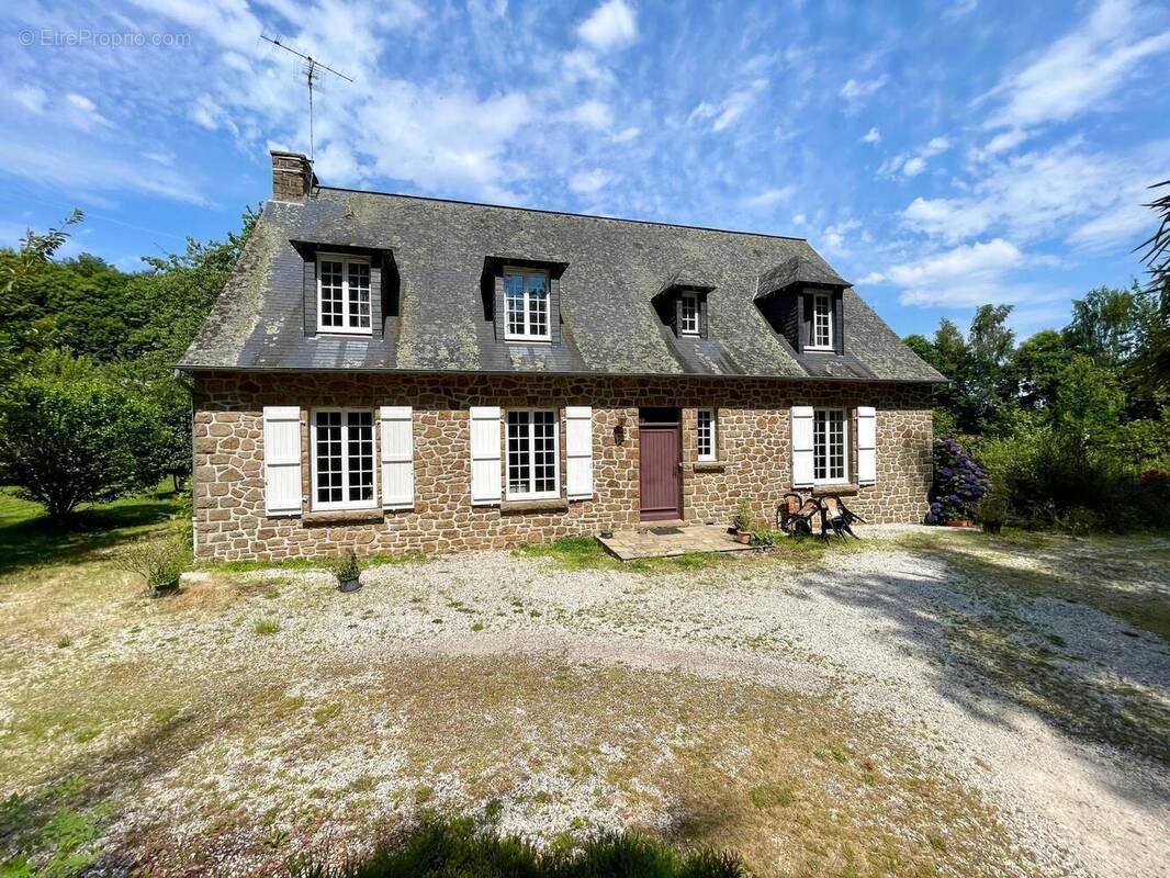 Photo 1 - Maison à CHATILLON-SUR-COLMONT