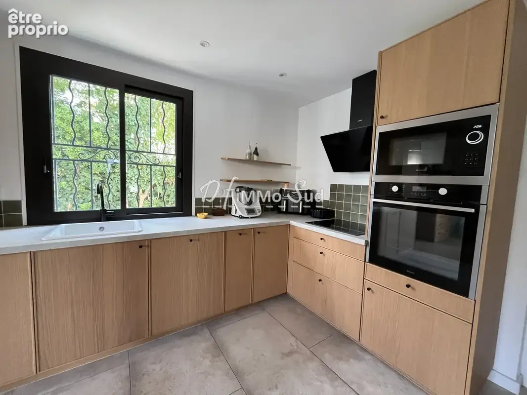 Maison t5, 3 faces avec garage, terrasses et exterieur - photo 8