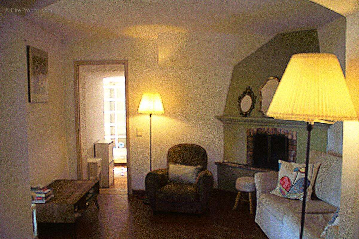 Mas du XVIIIème Siècle de 300 m² sur domaine de 15 000 m² - photo 6