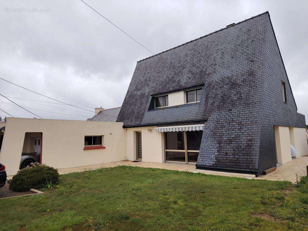 Maison à PLENEE-JUGON