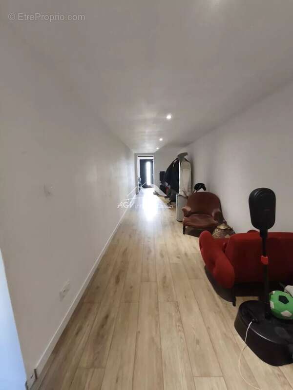 Maison à VEZENOBRES