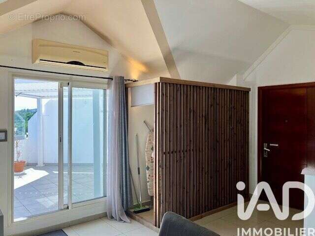 Photo 4 - Appartement à SAINT-DENIS