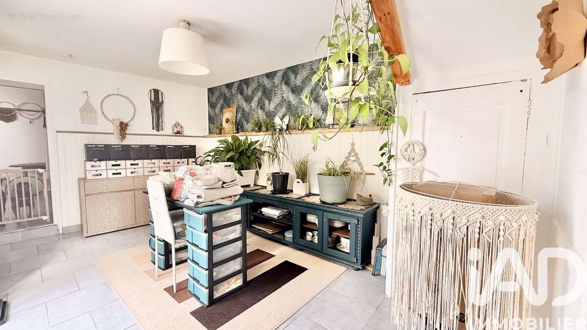 Maison 126 m² à Nieul-Le-Virouil  - photo 9