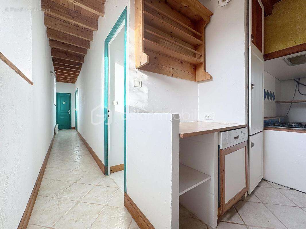 Belle maison en pierres 3 chambres + Jardin / Parking / Portail motorisé - photo 7