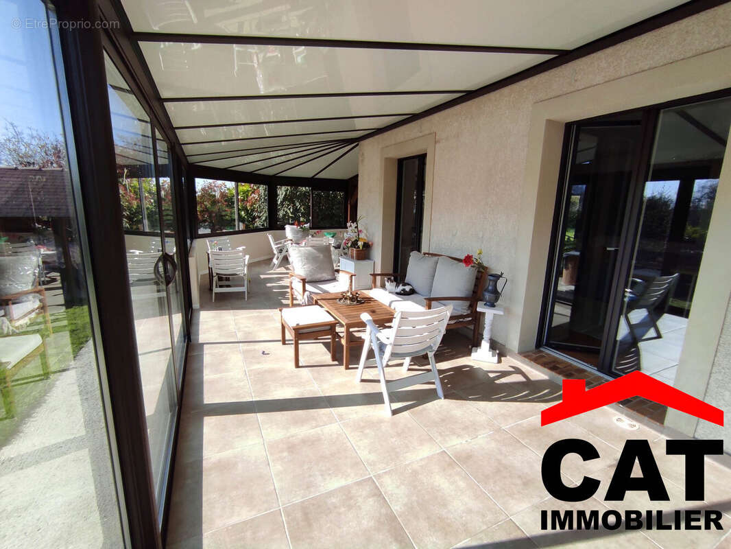 Maison à VERNOU-LA-CELLE-SUR-SEINE