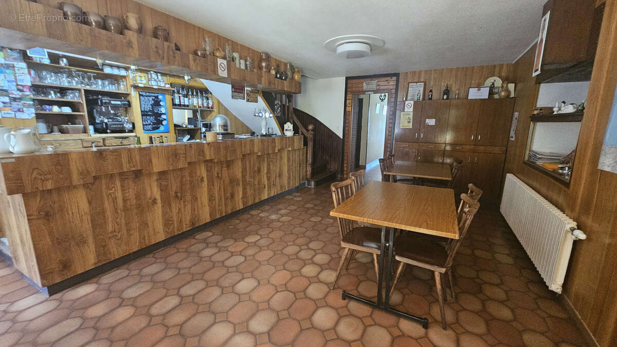 Commerce à CHAMPSAC