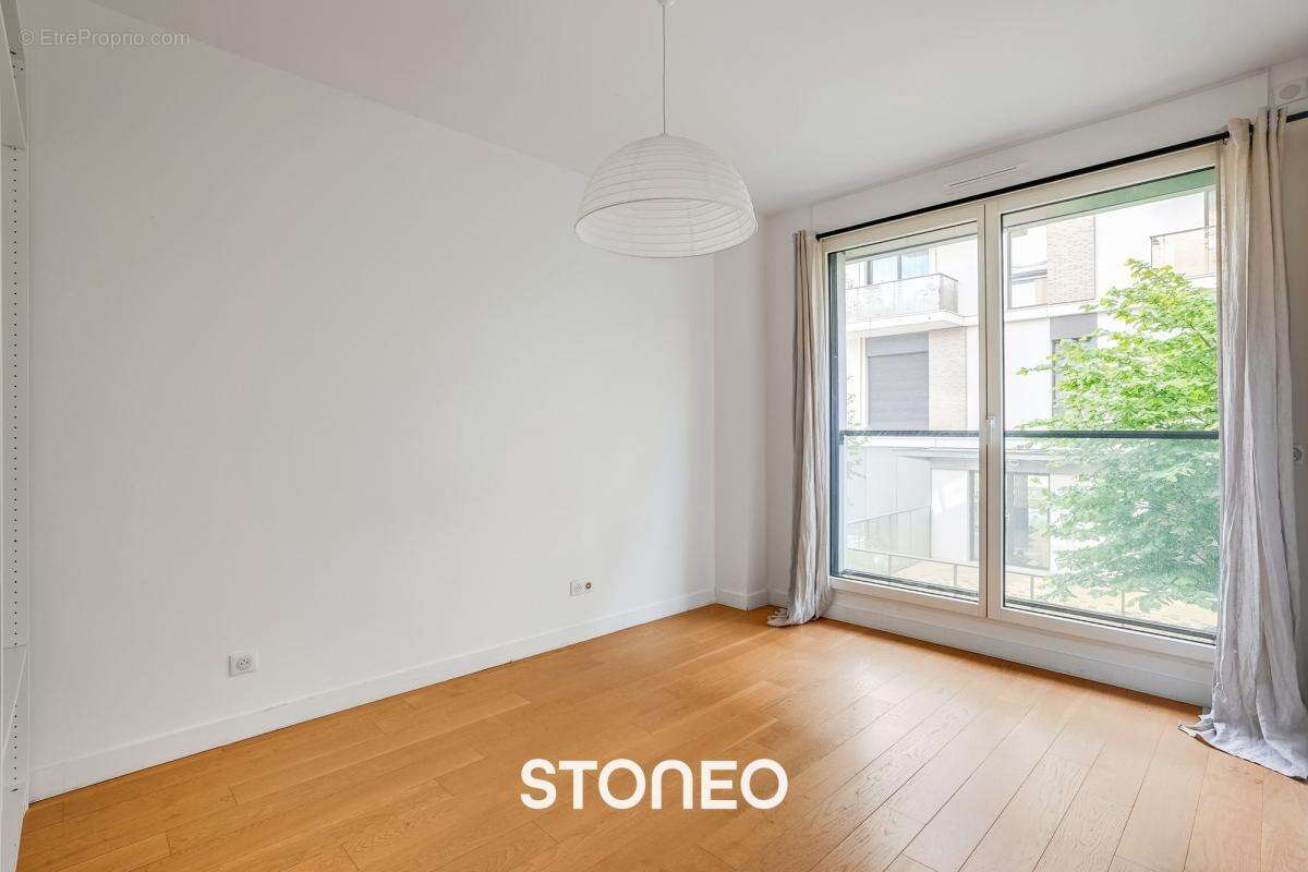 Appartement à ISSY-LES-MOULINEAUX