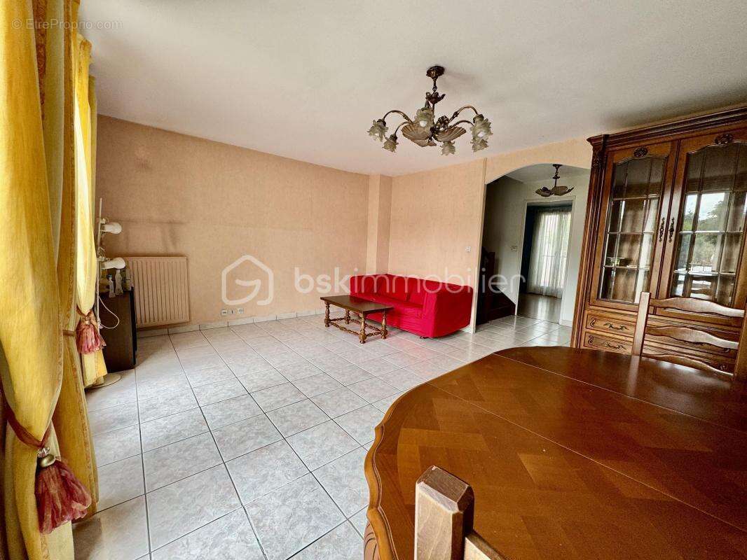 Appartement à AULNAY-SOUS-BOIS