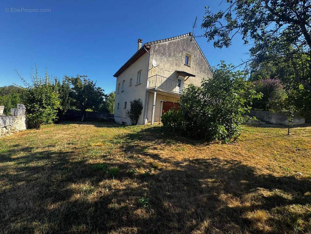 Maison 150 m² à Saint-Pierre-Aigle  - photo 3