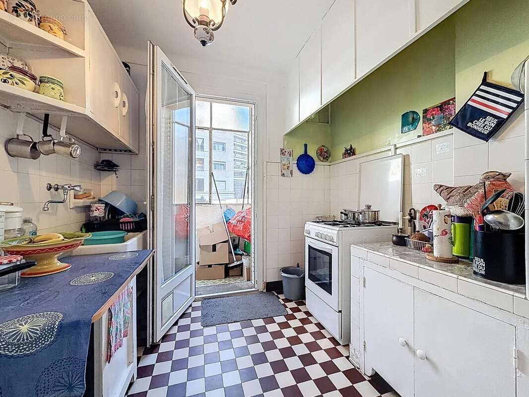 Appartement à MARSEILLE-8E