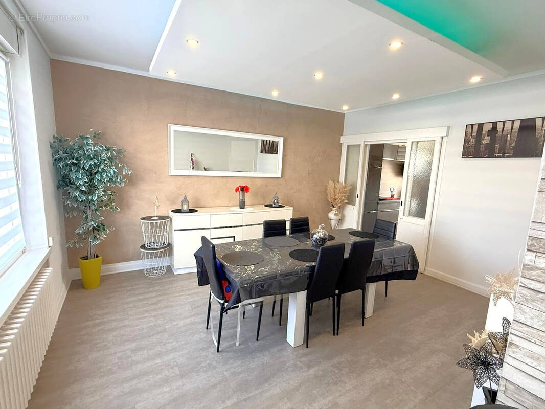 Maison à HOMECOURT