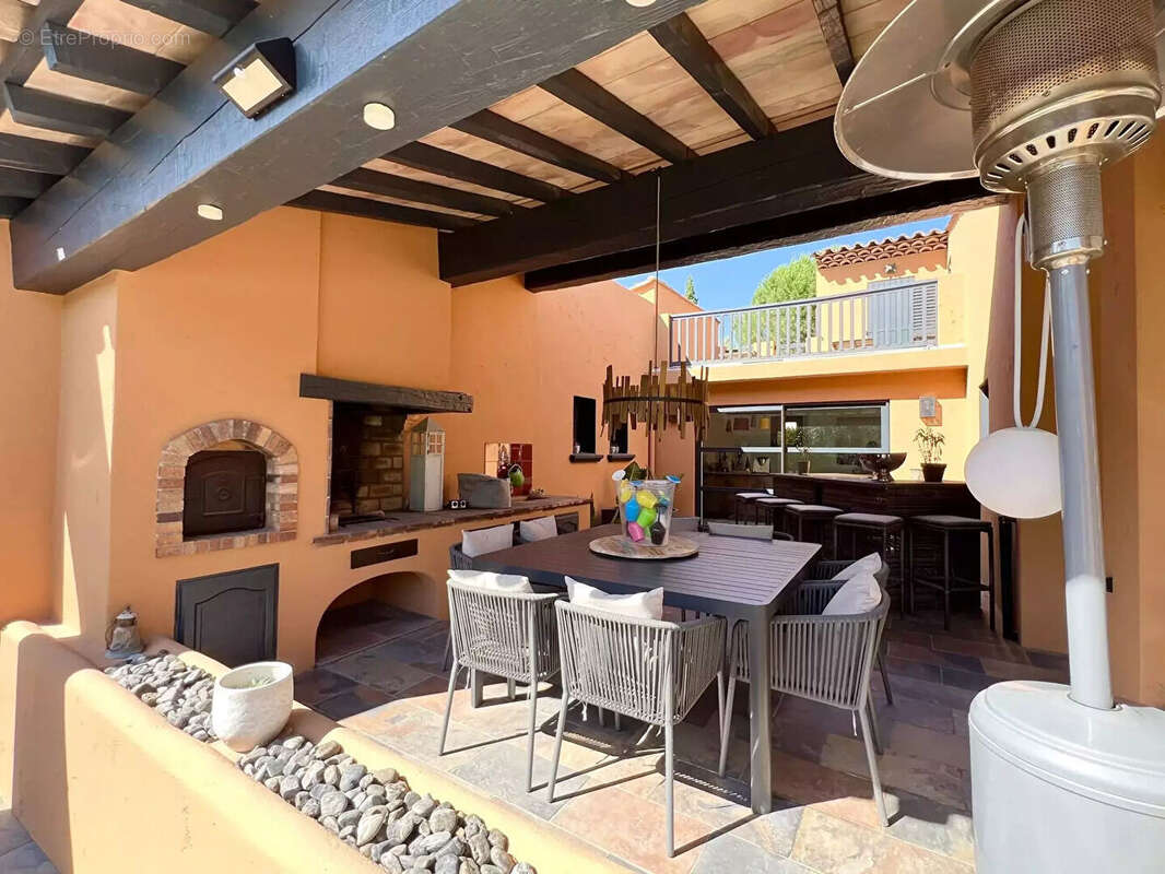 Maison à BRIGNOLES