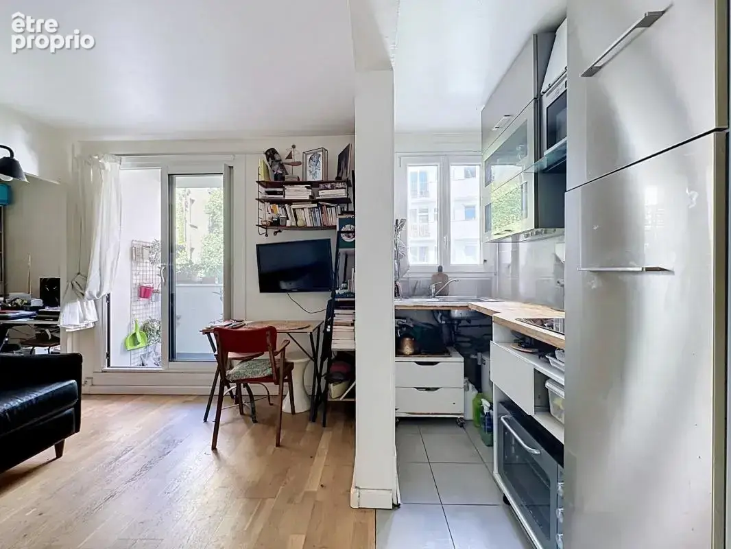 Village Jourdain (Paris 20ème) - Appartement à vendre 2 pièces avec balcon au calme - photo 3