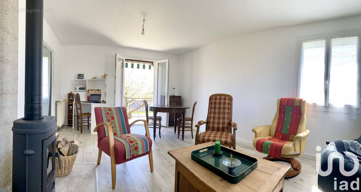 Photo 1 - Maison à MONTBERTHAULT