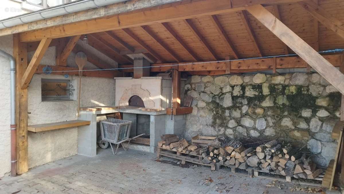 Maison à SAINT-PIERRE-DE-CHERENNES