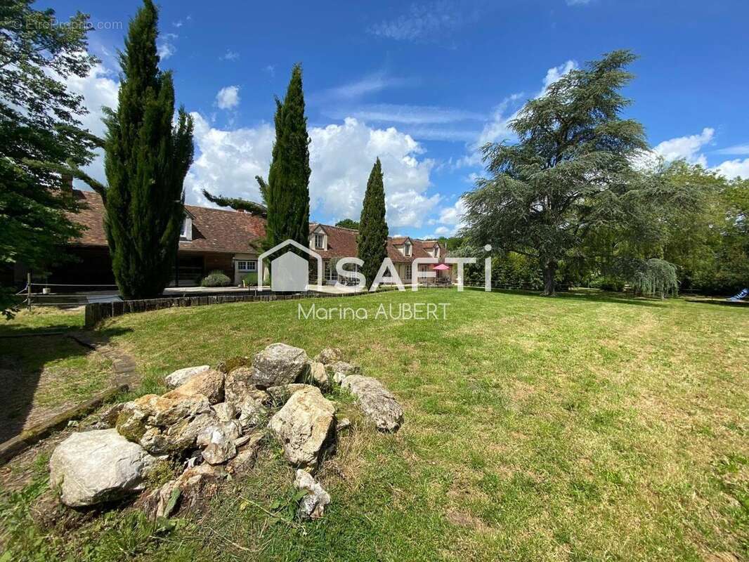 Photo 2 - Maison à MESLAY-LE-VIDAME