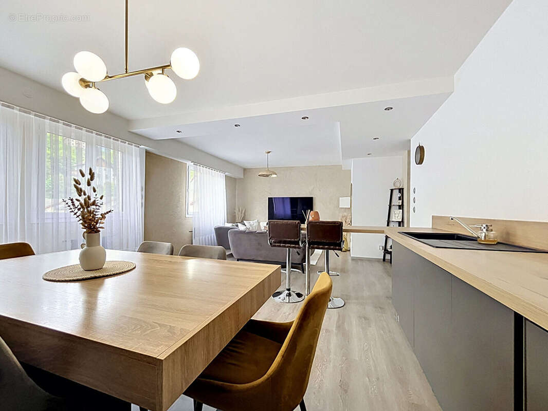 Appartement à BONNEVILLE