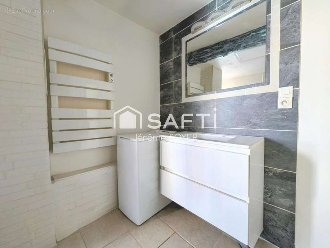 Photo 4 - Maison à CABANNES