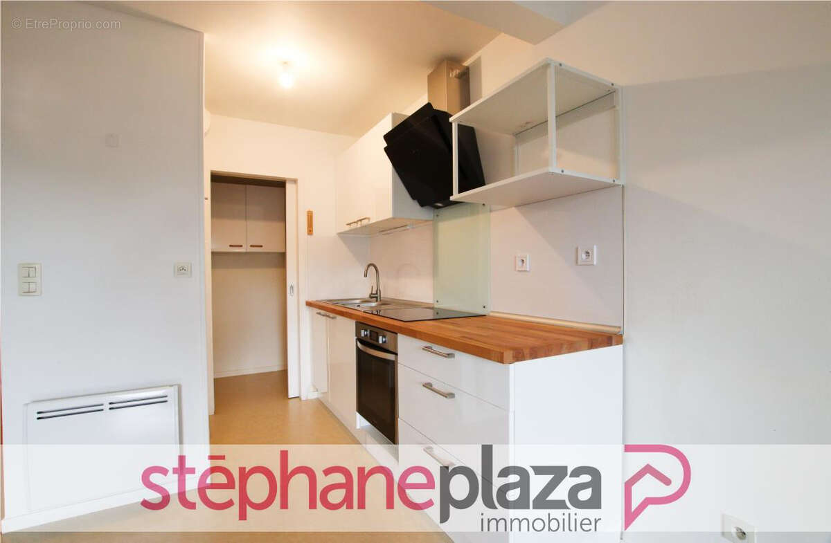 Appartement à DOMAGNE