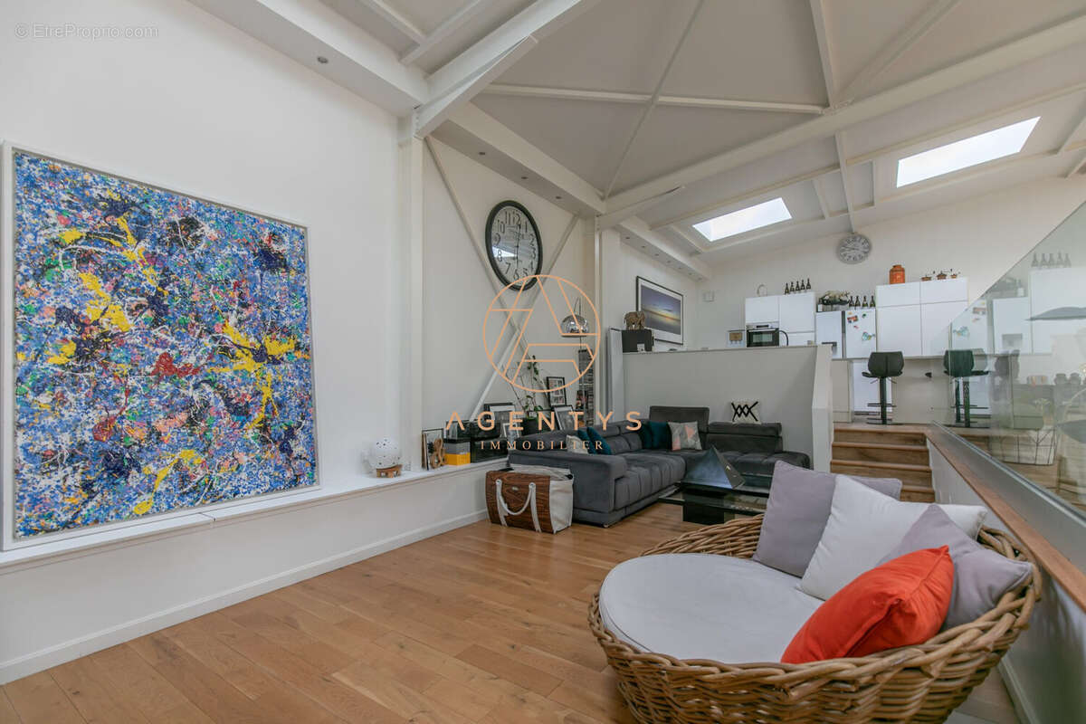 Maison à SAINT-MAUR-DES-FOSSES