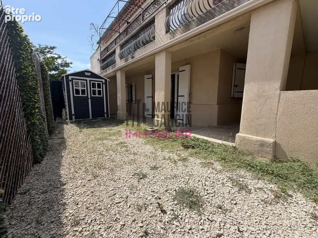 Appartement à BEAUMES-DE-VENISE