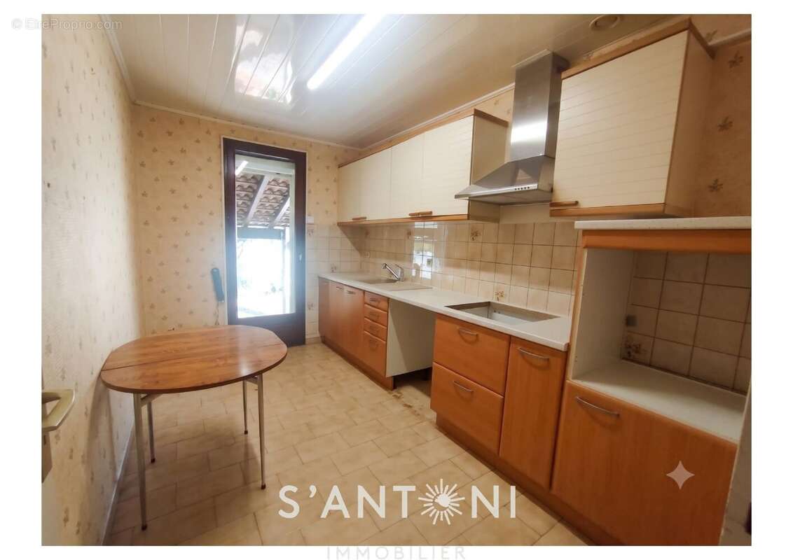 À vendre  Villa de plain-pied avec jardin arboré à Bassan (34290) - photo 7