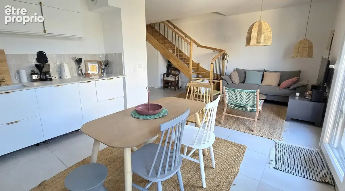 Sète  entre gare et cur de ville  duplex 94 m² - photo 3