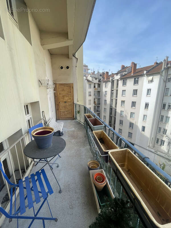 Appartement à LYON-6E