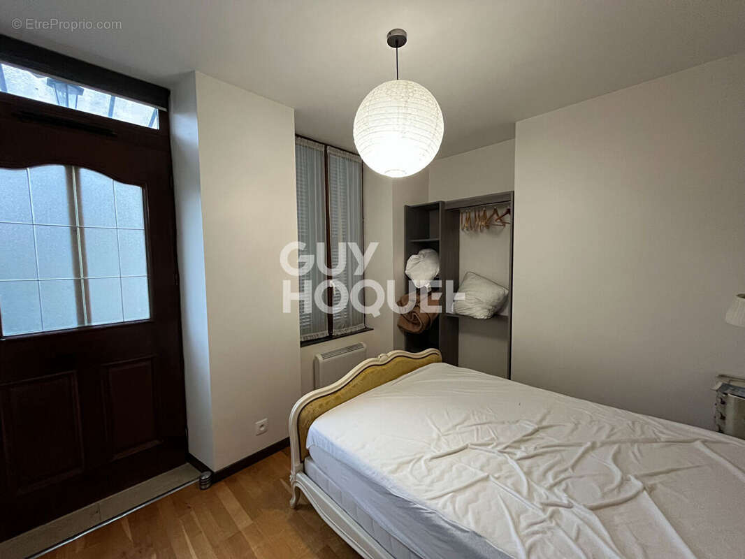 Appartement à MONETEAU