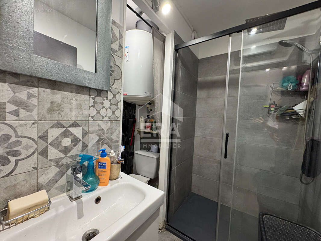 Appartement à SIX-FOURS-LES-PLAGES