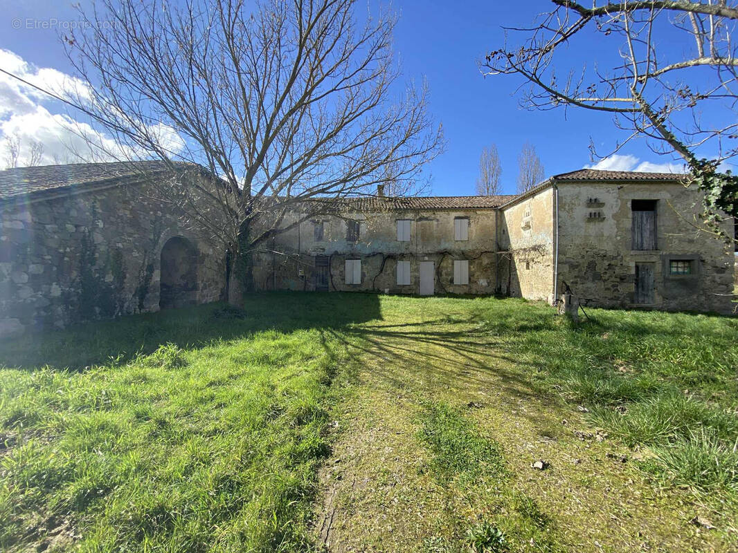 Maison à NERAC