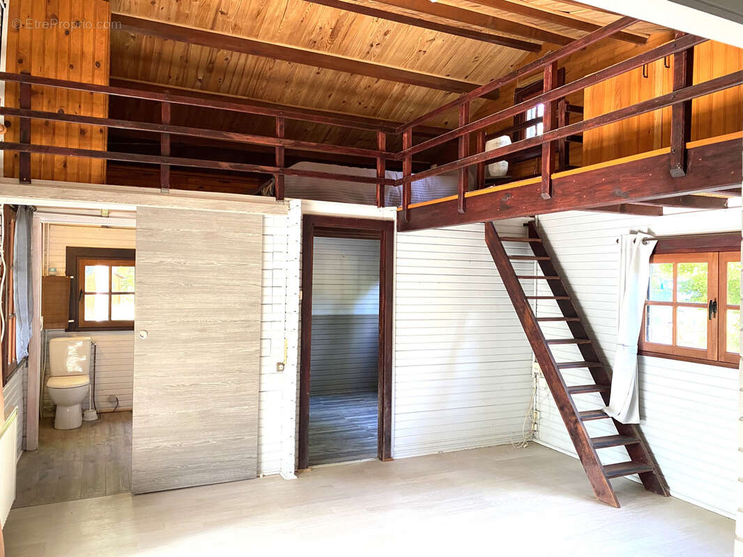 Maison à BAZOCHES-SUR-LE-BETZ