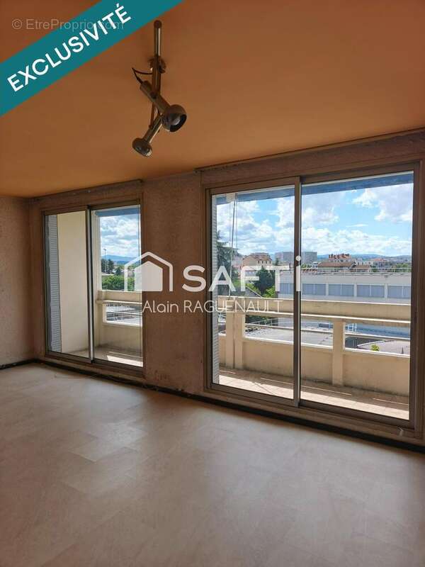 Photo 3 - Appartement à LYON-8E