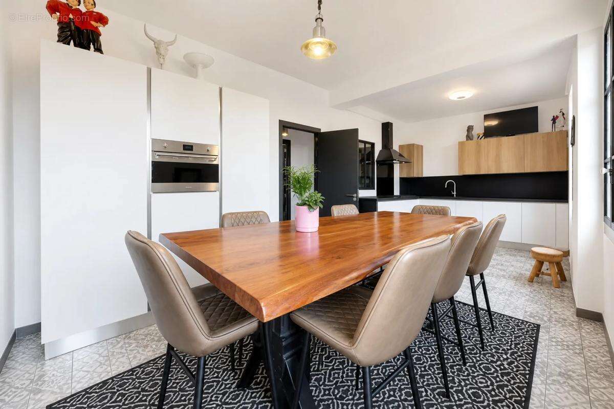 Maison à CANET-EN-ROUSSILLON