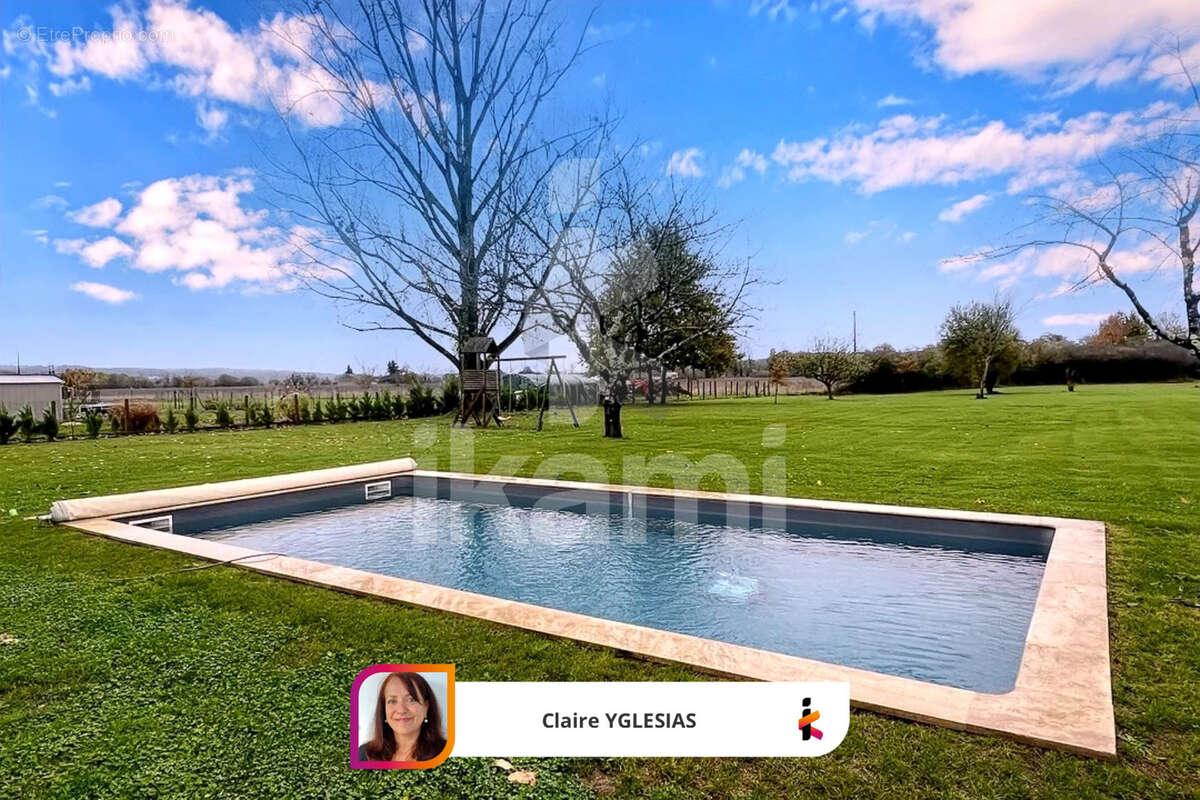 Maison à COURS-DE-PILE